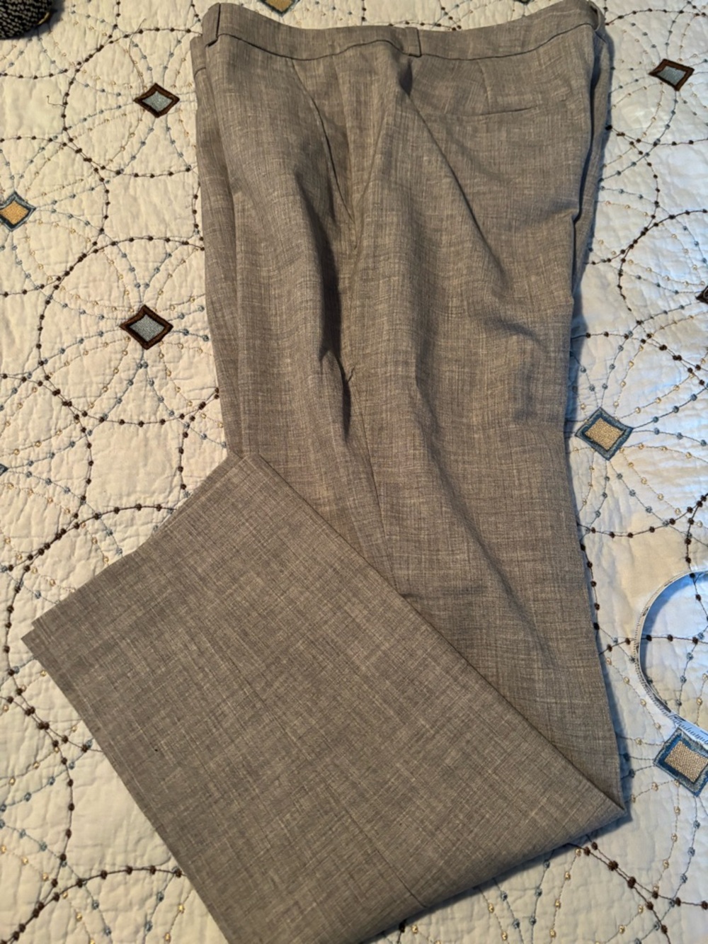 Banana Republic Women’s Light Gray Dress Pants